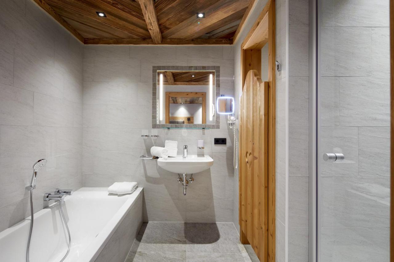 Promi Alm Flachau - Luxus Chalets Экстерьер фото